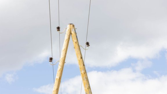 "Sadales tīkls" ieviesis inovāciju – darbus vidsprieguma tīklā bez elektrības atslēgšanas klientiem - 13