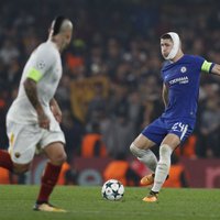'Chelsea' futbolisti aizraujošā Čempionu līgas mačā nospēlē neizšķirti ar 'AS Roma'