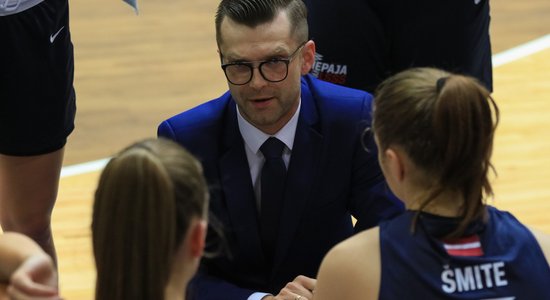 Skandālos iepītā Steļmaha vietā par U-18 meiteņu basketbola izlases stūrmani iecelts Rozītis