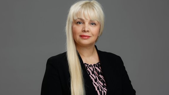 Natālija Sēle: Darba laika uzskaites rīks – efektivitātes atslēga, nevis pātaga Natālija Sēle: Darba laika uzskaites rīks – efektivitātes atslēga, nevis pātaga