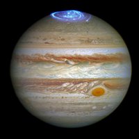 Jupitera atmosfērā nezināms debess ķermenis izsitis caurumu Zemes lielumā