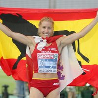 Spāņu vieglatlētei Dominigesai dopinga dēļ atņem pasaules čempiones titulu