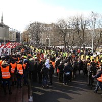 DP: antifašisti uz 16. marta pasākumiem aicinājuši cilvēkus no bijušās Padomju Savienības valstīm
