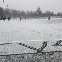 Sniegs ir šķērslis - pārceļ Latvijas futbola virslīgas spēli