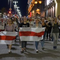 Minskā atkal aiztur protesta akciju dalībniekus