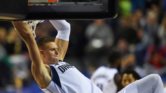 BASKET-NBA-PISTONS-MAVERICKS