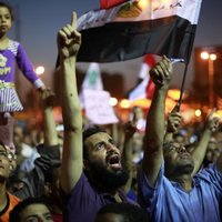 Mubaraka veselības stāvoklis uzlabojas; islāmisti pieprasa nāvessodu
