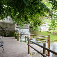 ФОТО. Старый парк – красивое и ухоженное место для прогулок в Смилтене