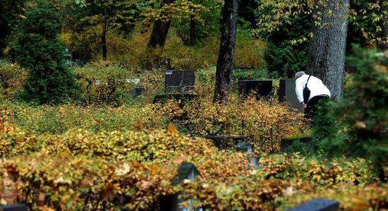 Eksprezidenta Kvieša kapavietai būs jauns "saimnieks"