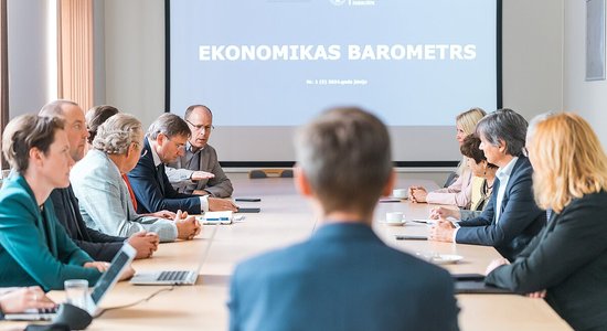 Latvijas konkurētspēja zem vidējās Eiropā; atslēga izaugsmei – lielie valsts uzņēmumi  