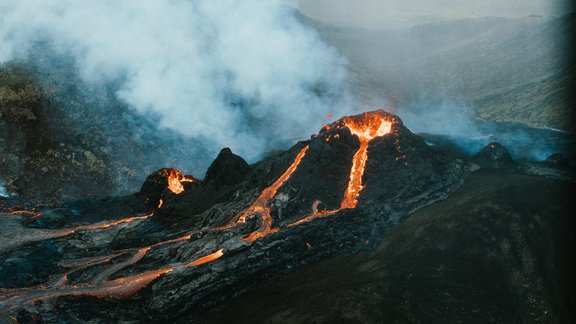 vulkāns Islande lava krāteris