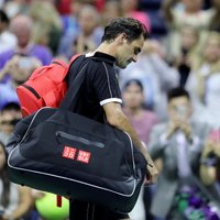 Federers negaidīti piekāpjas neizsētajam bulgāram Dimitrovam