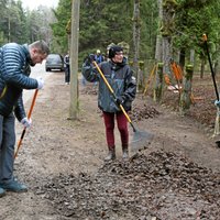 Ogre nepiedalīsies 'sevi izsmēlušajā' Lielajā talkā; organizatore kritizē Helmani