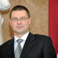 Vācijas laikraksts: Valdi Dombrovski min kā vienu no EK prezidenta amata kandidātiem
