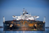 Bloomberg: Китай из-за санкций США не принимает танкеры с российской нефтью