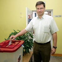 Paziņo jaunievēlētos astoņus EP deputātus no Latvijas