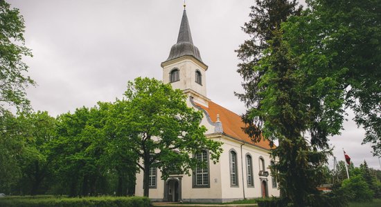 Koncertprogrammā 'Skaņu poēzijas' pirmatskaņos Jāņa Lūsēna jaundarbu