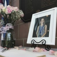 Identificēta apšaudē Toronto bojā gājusī desmitgadīgā meitene