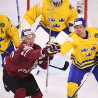ФОТО, ВИДЕО: Латвия упустила свои шансы в третьем периоде и уступила "Тре Крунур"