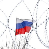 Pret Krieviju vērstās sankcijas par agresiju pret Ukrainu pagarina uz pusgadu