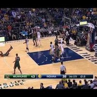 Video: Kurioza kļūda 'Bucks' basketbolista izpildījumā