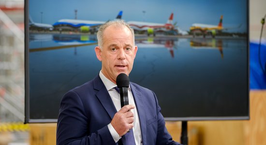 "airBaltic" negatīvisma dēļ pārcēlusi lielo pārdošanas kampaņu; pavasarī varētu startēt biržā