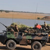 Россия предложила Франции помочь с переброской войск в Мали