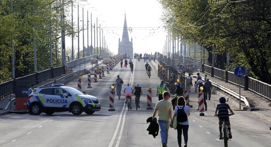 Приоритет РД — возобновить движение через Деглавский мост, о ремонте будут думать потом