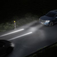 VW interaktīvās gaismas uzlabos braukšanas drošību un kļūs par komunikācijas rīku