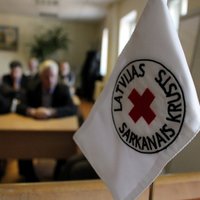 Arī 'Latvijas Sarkanais Krusts' vērsies Saeimā cerībā atgūt 30 īpašumus, ziņo raidījums