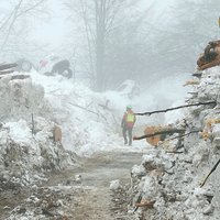 Bojāgājušo skaits Itālijas lavīnā pieaudzis līdz 24