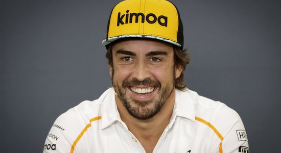 Alonso gatavs izmēģināt spēkus Dakaras rallijā