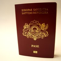 Jaunā parauga Latvijas pilsoņu pases dizainu izstrādājuši PMLP speciālisti un vācu dizaineri