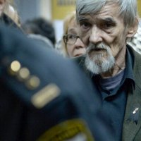 Суд оставил в силе приговор историку Юрию Дмитриеву по делу о насилии над дочерью