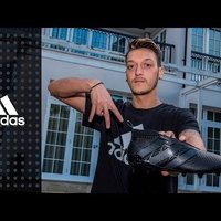 Adidas предложил футболистам бутсы без шнурков (ВИДЕО)