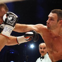 Kijevā izsolīts boksa treniņš ar Vitāliju Kļičko