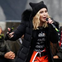 Madonna Sieviešu gājienu nosauc par mīlestības revolūciju