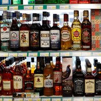 В Литве нашли способ обойти ограничения на продажу алкоголя - хранилища алкоголя