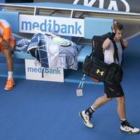 Vēl viena sensācija 'Australian Open': Marejs negaidīti zaudē Zverevam