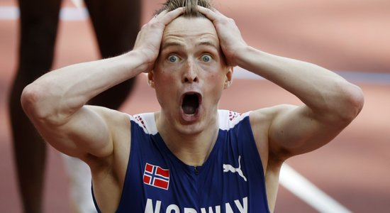 Varholms Tokijas finālā ievērojami labo pasaules rekordu 400 metru barjersprintā