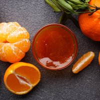 Kā skābus mandarīnus un apelsīnus pārvērst saldos našķos un dāvanās
