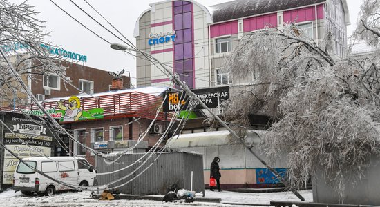 Жители острова Русский во Владивостоке уже неделю сидят без тепла и света