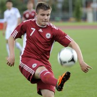 Latvijas futbola izlases debitants Savaļnieks: uzdevums bija nospēlēt pārliecinoši