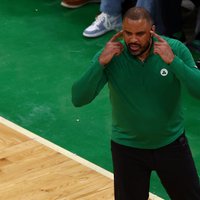 'Celtics' galvenais treneris diskvalificēts uz vienu sezonu