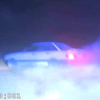 Video: Madonā 'Audi 80' vadītājs 1,8 promiļu reibumā bēg no policijas