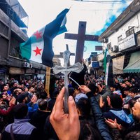 Sīrijā izcēlušies protesti pēc Ziemassvētku egles aizdedzināšanas