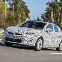 'Opel' dažādos apstākļos testē jauno 'Corsa' modeli