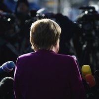 Vācijas 'lielās koalīcijas' veidošana prasa 'sāpīgus kompromisus', norāda Merkele