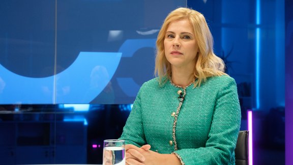 Kāpēc TV: Evika Siliņa - 4