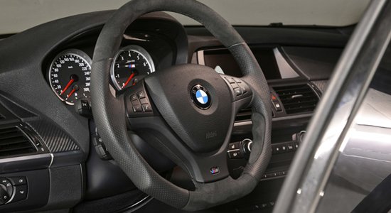 Портал: зарплаты в БЗС хватает на BMW X5